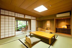 Taisenkaku