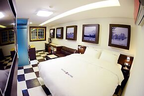 Sugar Hotel