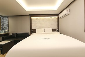 Sugar Hotel