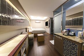 Sugar Hotel
