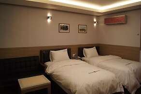 Sugar Hotel