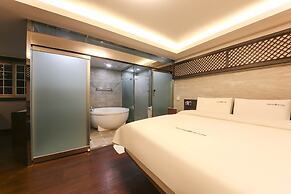 Sugar Hotel