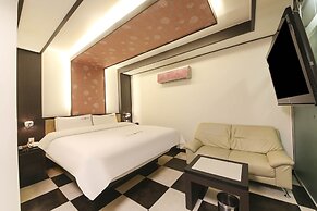 Sugar Hotel