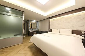 Sugar Hotel
