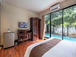 Arimbi Pejaten Suites