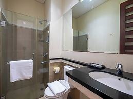 Arimbi Pejaten Suites