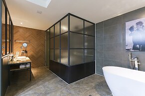 SR Design Hotel