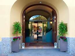 San Leucio Resort