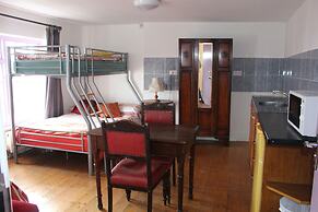 Artists House