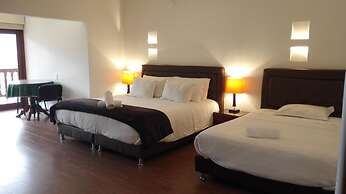 Hotel Puente Piedra