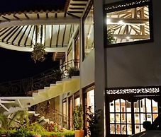 Hotel Puente Piedra