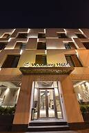 Waxwing Hotel