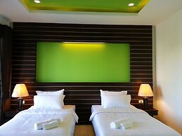 Purimas Resortel