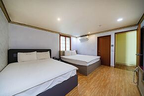Sense Motel