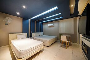 Sense Motel