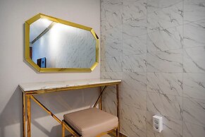 Sense Motel