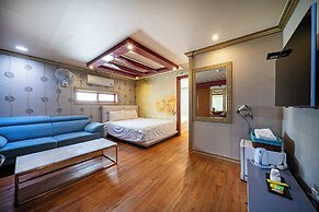 Sense Motel