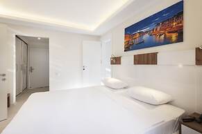 Soothe Hotel