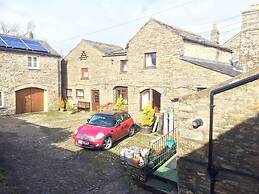 Fox & Hounds Inn