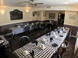 Fox & Hounds Inn