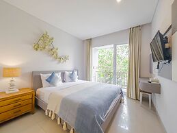 Hola Seminyak