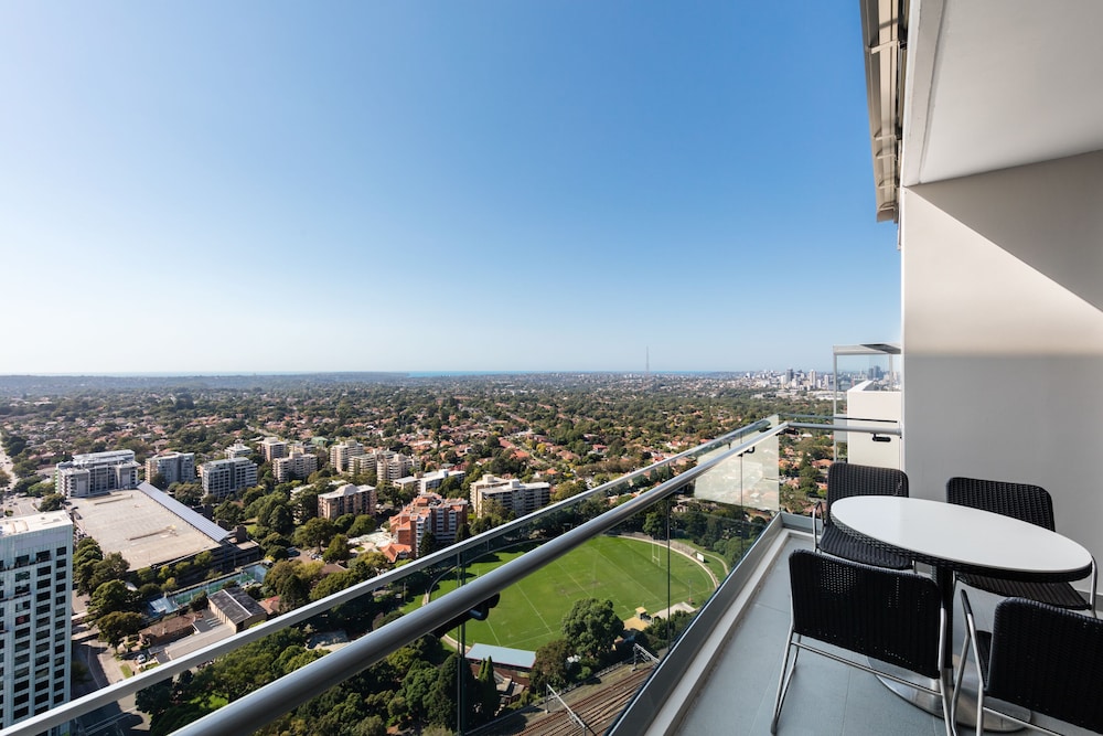 Meriton Suites Chatswood