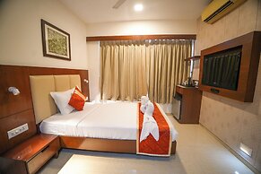 The Altruist Andheri Hotel