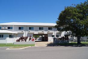 Castle Crest Motel