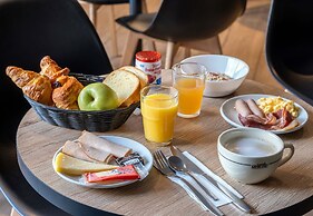 B&B HOTEL La Rochelle Centre les Minimes