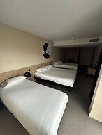 B&B HOTEL La Rochelle Centre les Minimes
