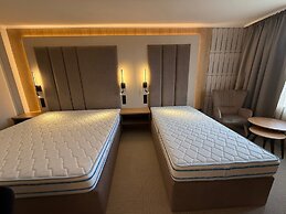 Hotel Luxor
