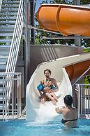 Side Resort Annex