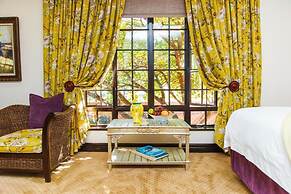 Ivory Manor Boutique Hotel