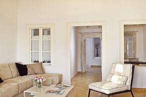 1809 Villa by Thireas