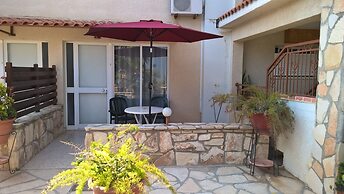 Rantzo Holiday Apartments