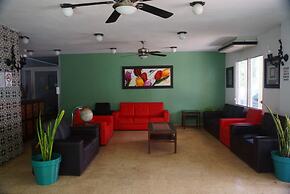 Las Dalias Inn