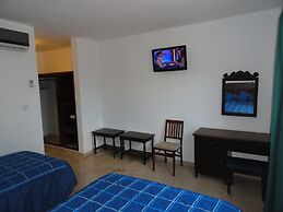 Las Dalias Inn