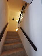Las Dalias Inn