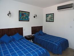 Las Dalias Inn