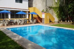 Las Dalias Inn