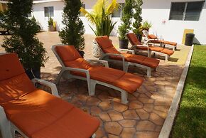 Las Dalias Inn