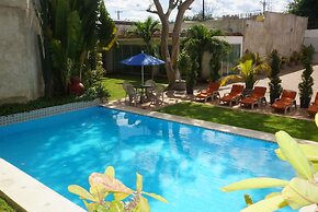 Las Dalias Inn