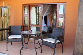 Hobatere Lodge