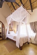 Hobatere Lodge