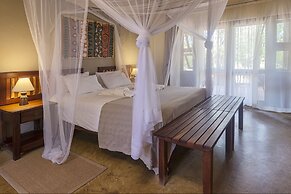 Hobatere Lodge
