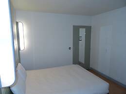 ibis budget Caen Centre Gare