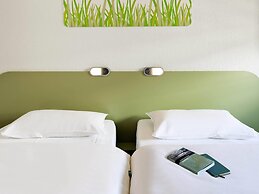 ibis budget Caen Centre Gare