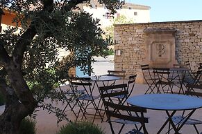 First Inn Hotel