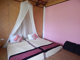Him Naam Pai Resort