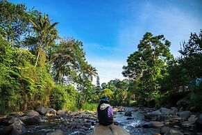 The Tavia Riverside Resort & Convention